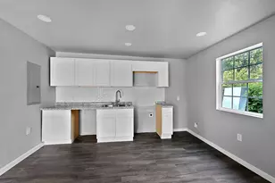 6910 Kassarine Pass, Houston, TX 77033 - Photo 6
