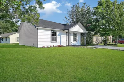 6910 Kassarine Pass, Houston, TX 77033 - Photo 2