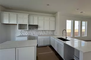 4311 Eagle Pass Dr, Rosenberg, TX 77469 - Photo 2