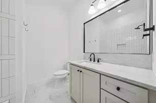 1227 Howard Ln, Bellaire, TX 77401 - Photo 32