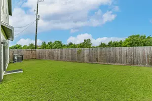 9202 Buffum St, Houston, TX 77051 - Photo 30