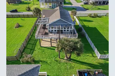21801 Zachary Drive, Galveston, TX 77554 - Photo 2