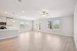 1672 Hopson Rnch Dr, Conroe, TX 77301 - Photo 6