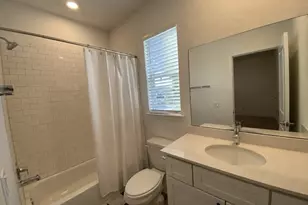 1524 Ojeman Rd, Houston, TX 77055 - Photo 18