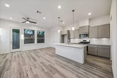 1524 Ojeman Road #D, Houston, TX 77055 - Photo 4