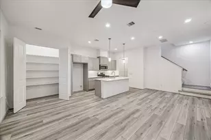 1524 Ojeman Rd, Houston, TX 77055 - Photo 8