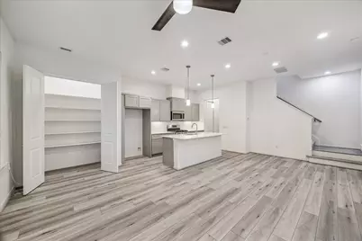 1524 Ojeman Road #D, Houston, TX 77055 - Photo 6