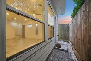1524 Ojeman Rd, Houston, TX 77055 - Photo 22