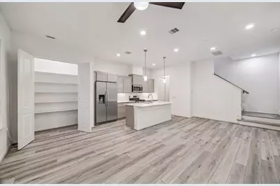 1524 Ojeman Road #D, Houston, TX 77055 - Photo 4