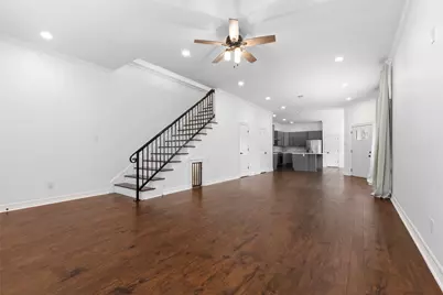 522 E 39th Street, Houston, TX 77022 - Photo 2