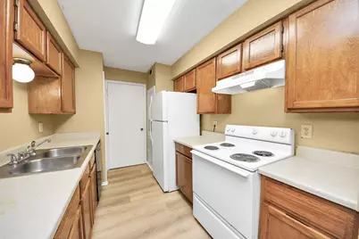 9700 Leawoo Boulevard #1002, Houston, TX 77099 - Photo 18