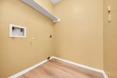 9700 Leawoo Boulevard #1002, Houston, TX 77099 - Photo 22