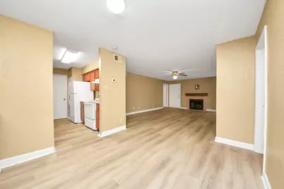 9700 Leawoo Boulevard #1002, Houston, TX 77099 - Photo 14