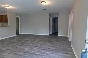 7806 Beckley St, Houston, TX 77088 - Photo 2