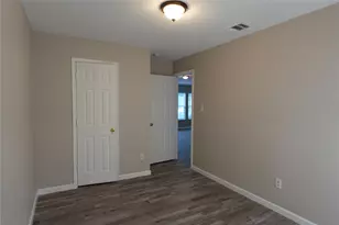 7806 Beckley St, Houston, TX 77088 - Photo 6