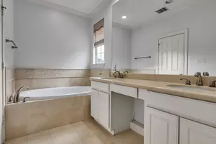 5976 Kansas St, Houston, TX 77007 - Photo 34