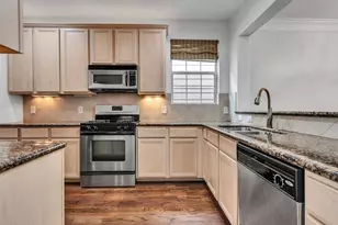 5976 Kansas St, Houston, TX 77007 - Photo 22