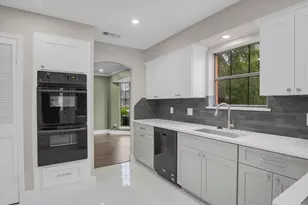 1119 Trowbridge Dr, Houston, TX 77062 - Photo 18