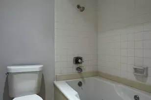 5200 Weslayan St, Houston, TX 77005 - Photo 16