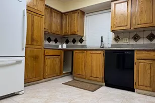 5200 Weslayan St, Houston, TX 77005 - Photo 10