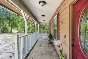 1512 County Rd 3709, Splendora, TX 77372 - Photo 2