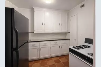 1928 North Blvd #02, Houston, TX 77098 - Photo 2