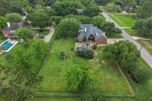 408 Allan St, Friendswood, TX 77546 - Photo 6