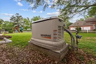 408 Allan St, Friendswood, TX 77546 - Photo 46