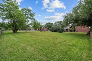408 Allan St, Friendswood, TX 77546 - Photo 48