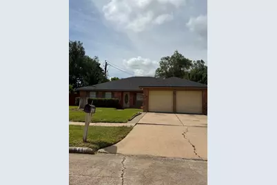 811 Whispering Pine Drive, Missouri City, TX 77489 - Photo 2