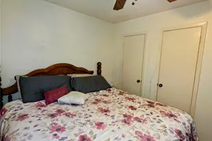 11950 Elk Springs Dr, Houston, TX 77067 - Photo 8