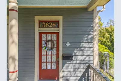 3828 Bernardo De Galvez Avenue, Galveston, TX 77550 - Photo 32