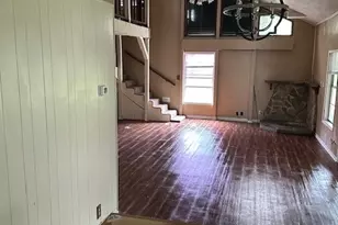 322 Circle Way St, Lake Jackson, TX 77566 - Photo 2