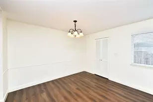 11002 Hammerly Blvd, Houston, TX 77043 - Photo 12