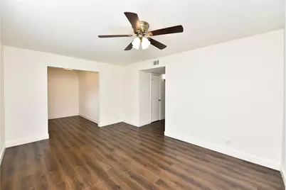 11002 Hammerly Boulevard #57, Houston, TX 77043 - Photo 6