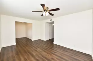 11002 Hammerly Blvd, Houston, TX 77043 - Photo 6