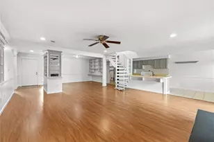 6327 Lynkat Ln, Houston, TX 77083 - Photo 8