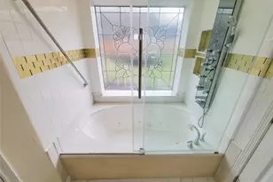 3926 Felicia Dr, Sugar Land, TX 77479 - Photo 24