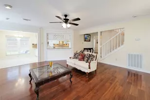 3926 Felicia Dr, Sugar Land, TX 77479 - Photo 16