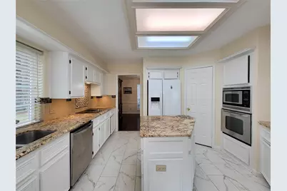 3926 Felicia Drive, Sugar Land, TX 77479 - Photo 10