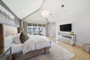 2615 Yupon St, Houston, TX 77006 - Photo 30