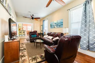 4123 Avenue Q, Galveston, TX 77550 - Photo 12