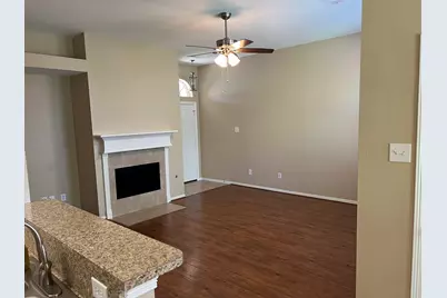 1826 Sherwood Forest Circle, League City, TX 77573 - Photo 4