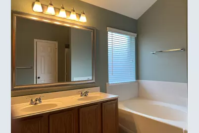 1826 Sherwood Forest Circle, League City, TX 77573 - Photo 12