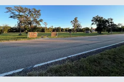 6233 County Road 3, Sweeny, TX 77480 - Photo 14