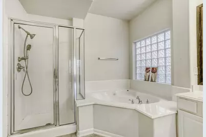 19303 Valiant Woods Drive, Spring, TX 77379 - Photo 18