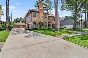 1122 Richelieu Ln, Houston, TX 77018 - Photo 2