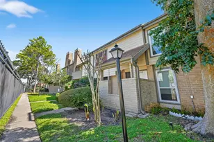 724 Country Pl Dr, Houston, TX 77079 - Photo 40