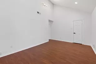 724 Country Pl Dr, Houston, TX 77079 - Photo 36