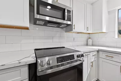 724 Country Place Drive #E, Houston, TX 77079 - Photo 20